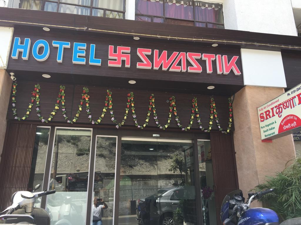 Hotel Swastik Jammu Ngoại thất bức ảnh